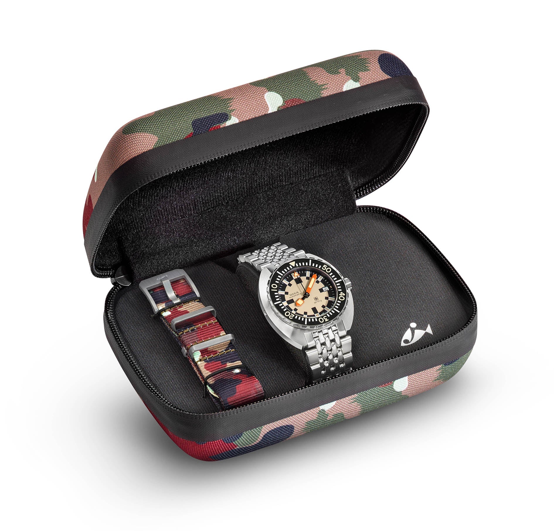 DOXA Army、ブロンズベゼル